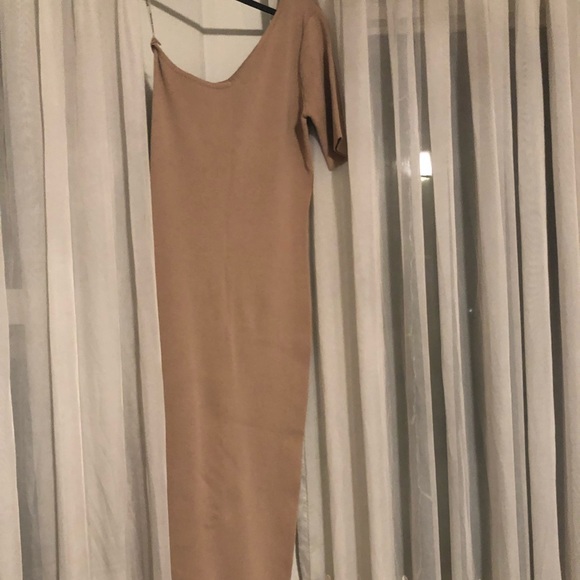 One shoulder maxi dress.. - Picture 3 of 3